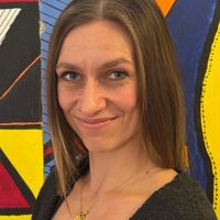 A photograph of our customer Stefanie Hieslmair, Head of English, TNMS Sierning